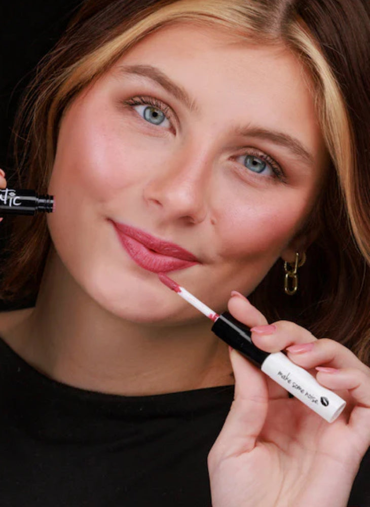 Static Kiss Proof Lip Color Extra Long Lasting Kosher For Passover/ Pesach KFP