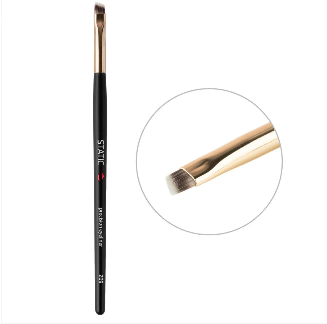 Static Precision Eyeliner Brush 109